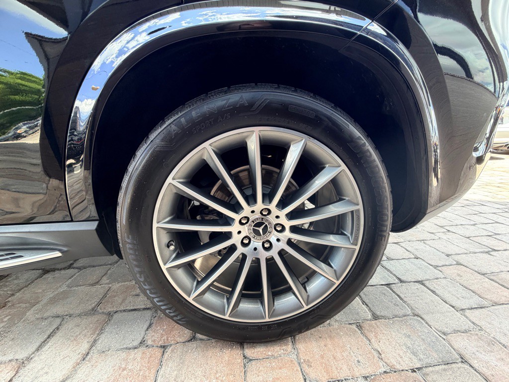 2021 Mercedes-Benz GLE-Class Image 11