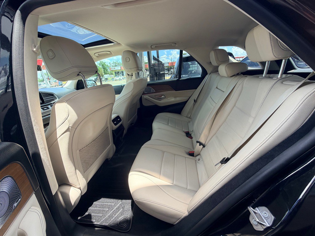 2021 Mercedes-Benz GLE-Class Image 18