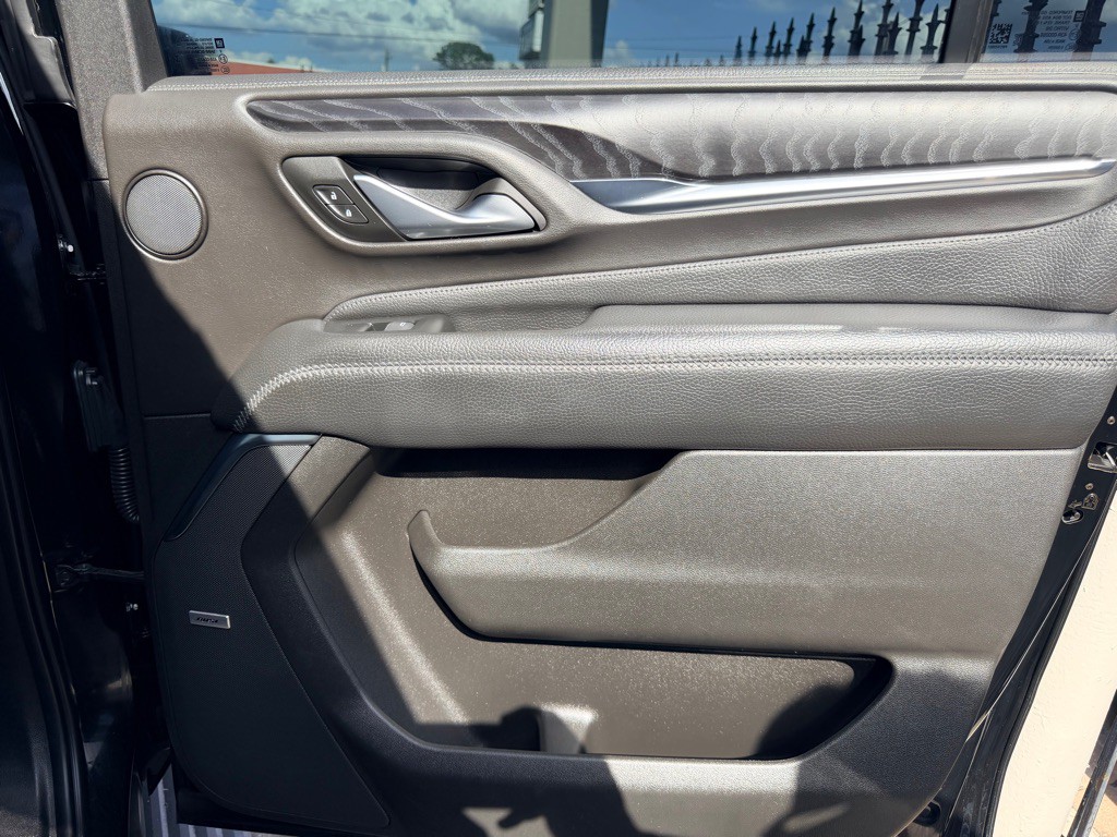 2022 GMC Yukon Image 35