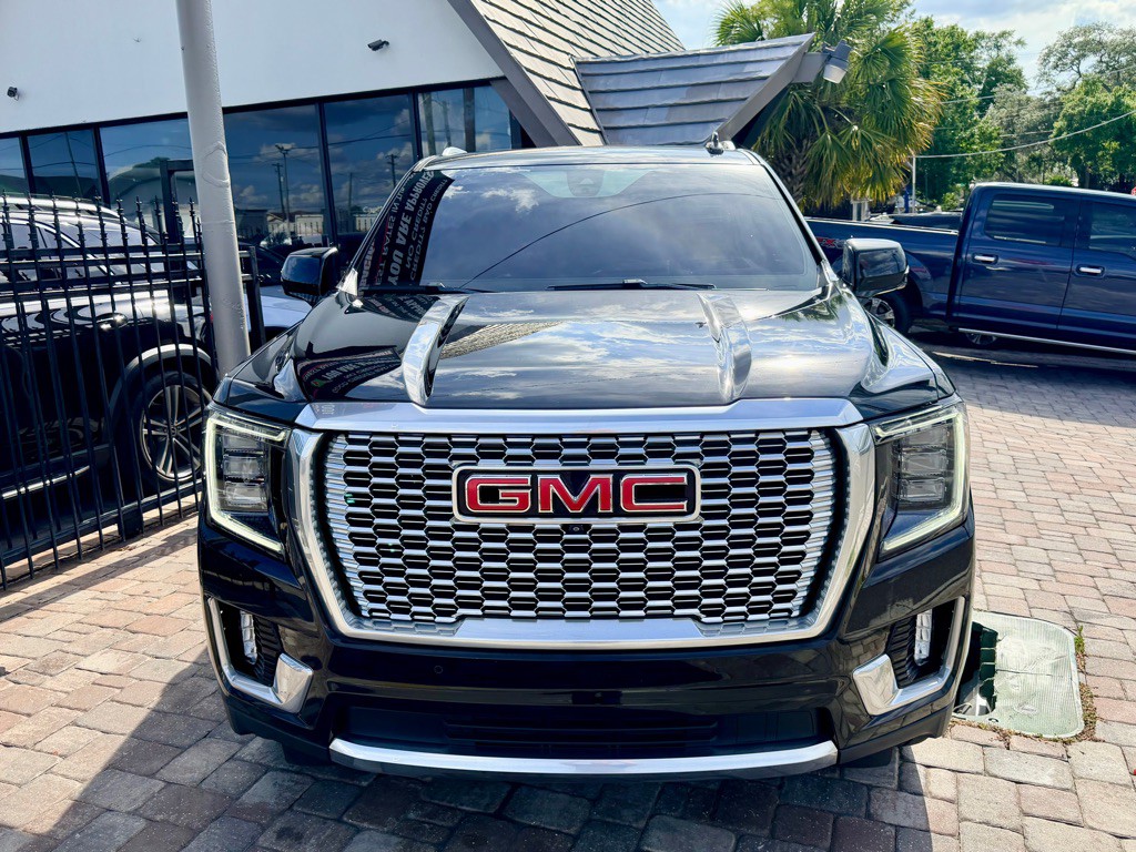 2022 GMC Yukon Image 5