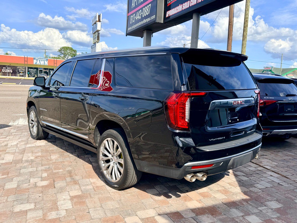 2022 GMC Yukon Image 8