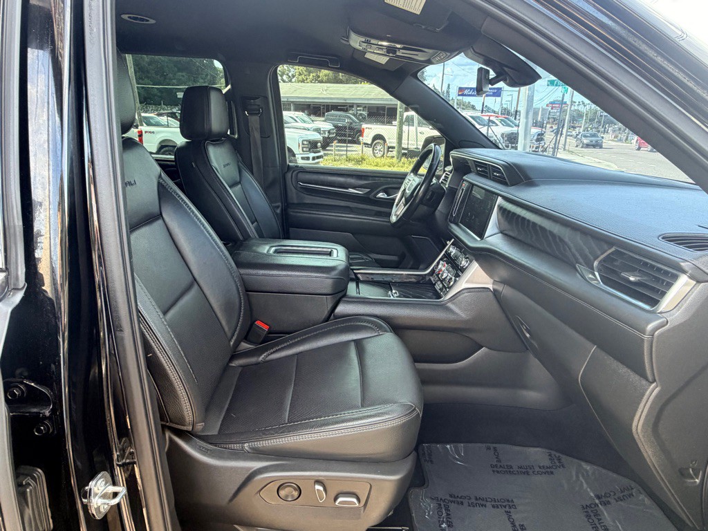 2022 GMC Yukon Image 23