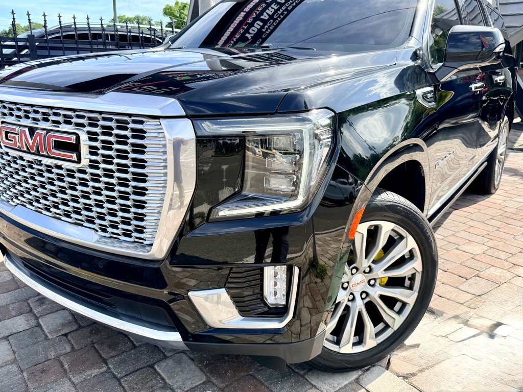 2022 GMC Yukon Image 24
