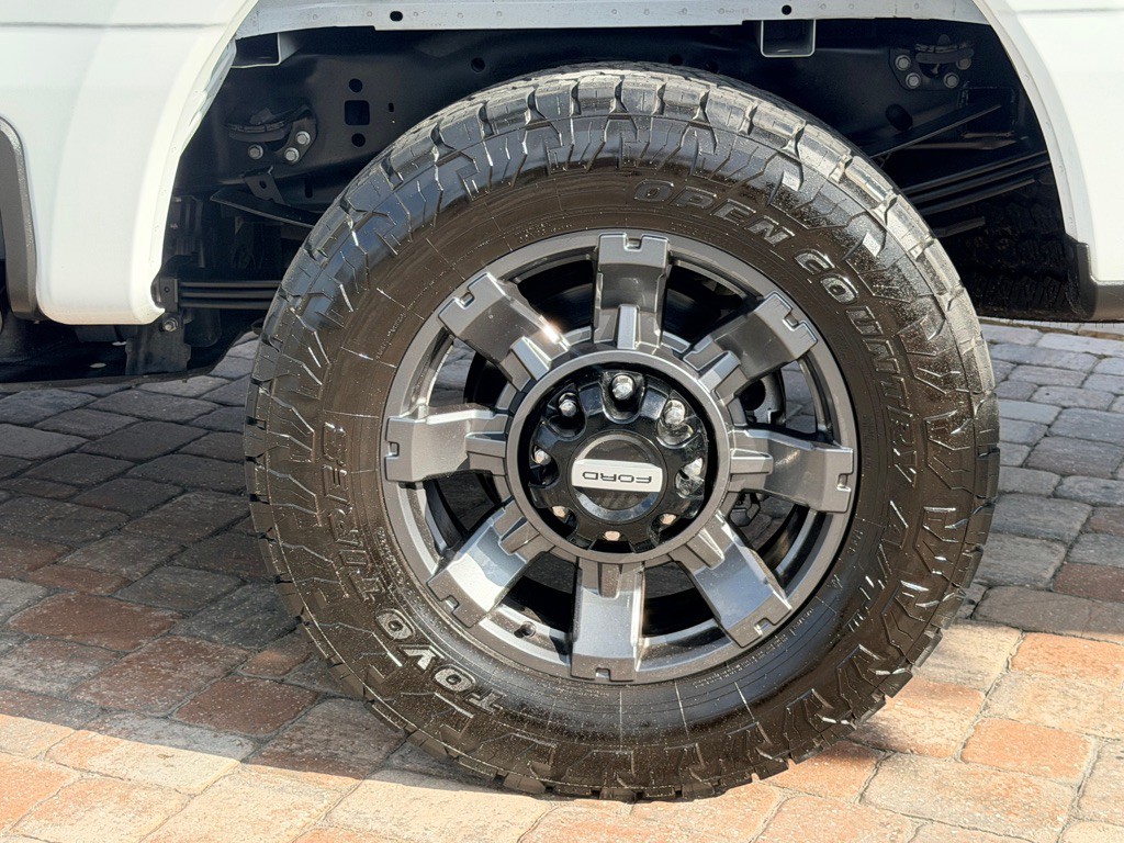 2023 Ford F-350 Image 10