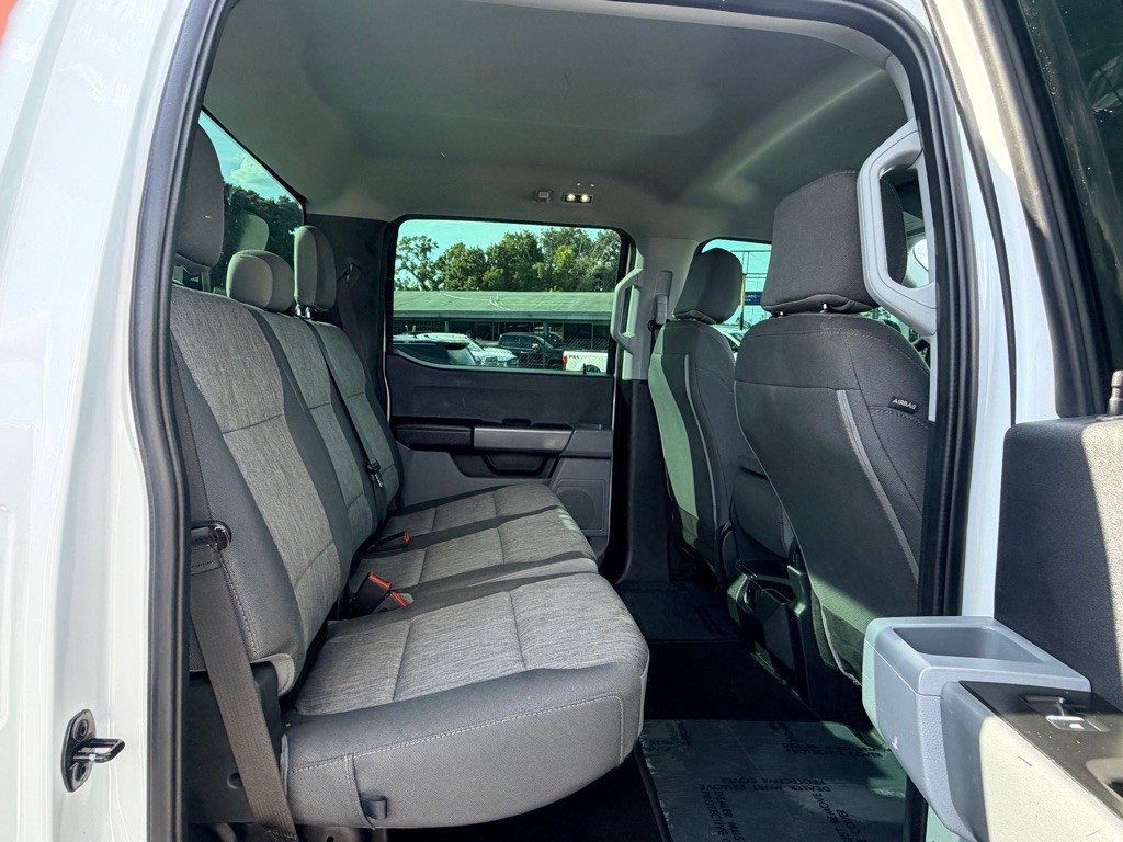 2023 Ford F-350 Image 18