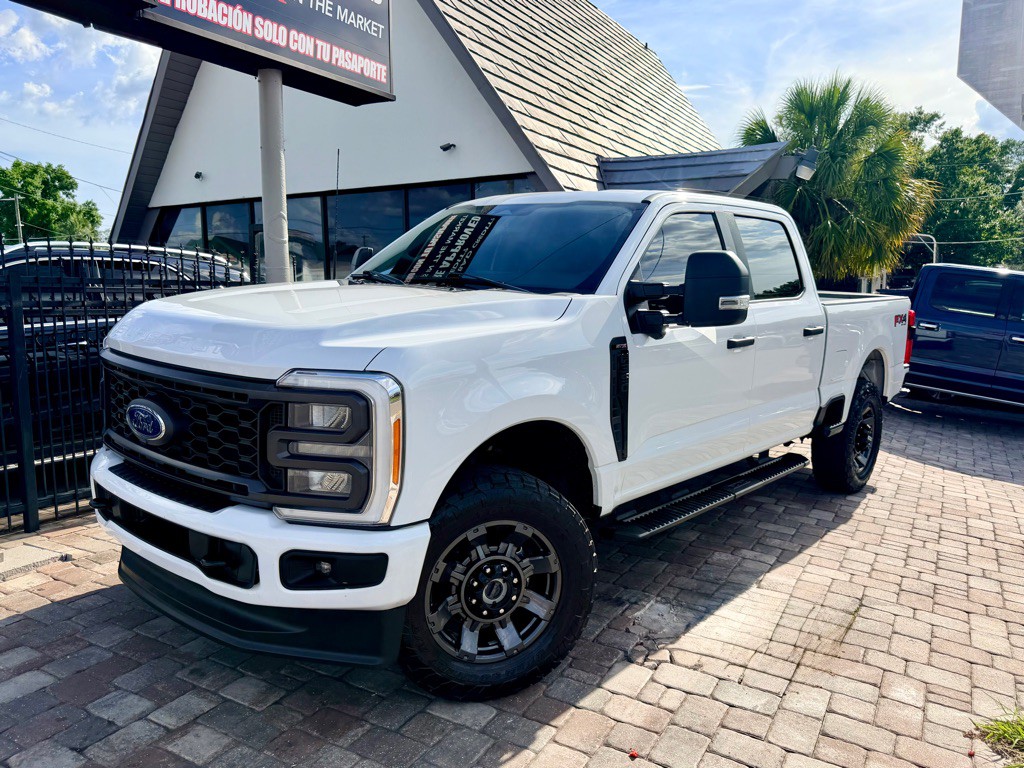 2023 Ford F-350 Image 25