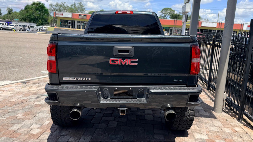 2017 GMC Sierra Image 7