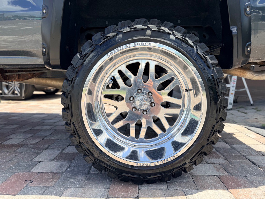 2017 GMC Sierra Image 11