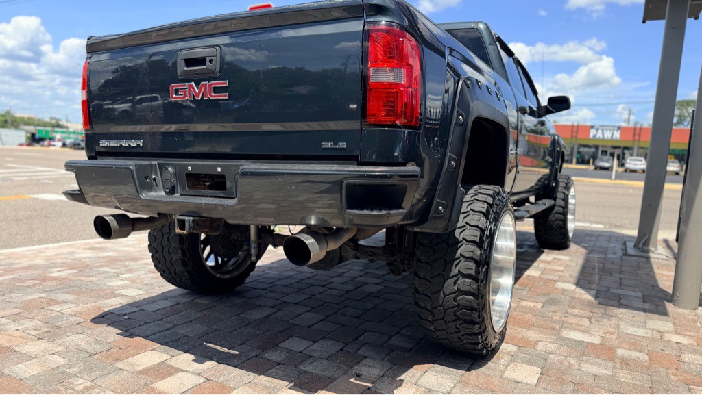 2017 GMC Sierra Image 15