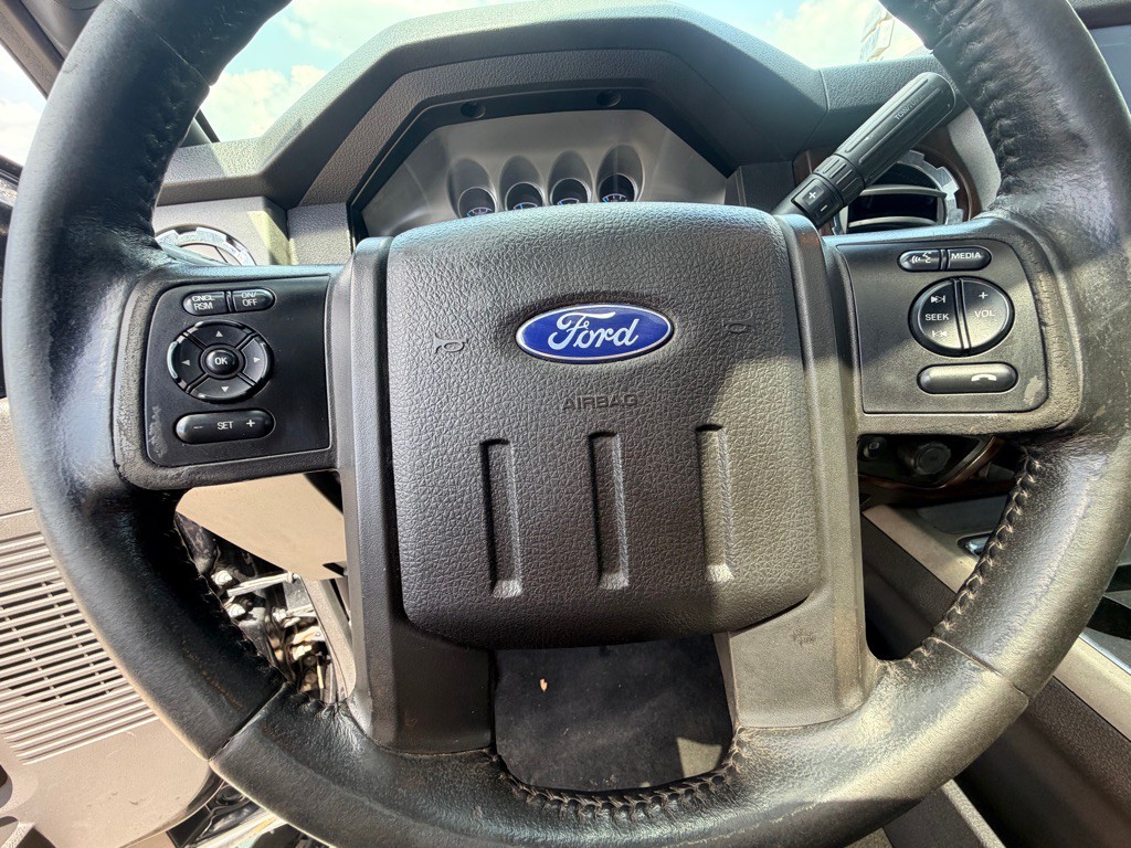 2016 Ford F-350 Image 30