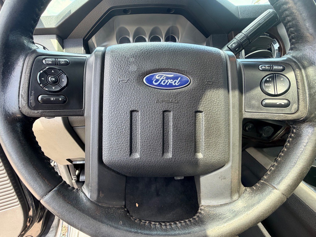 2016 Ford F-350 Image 31