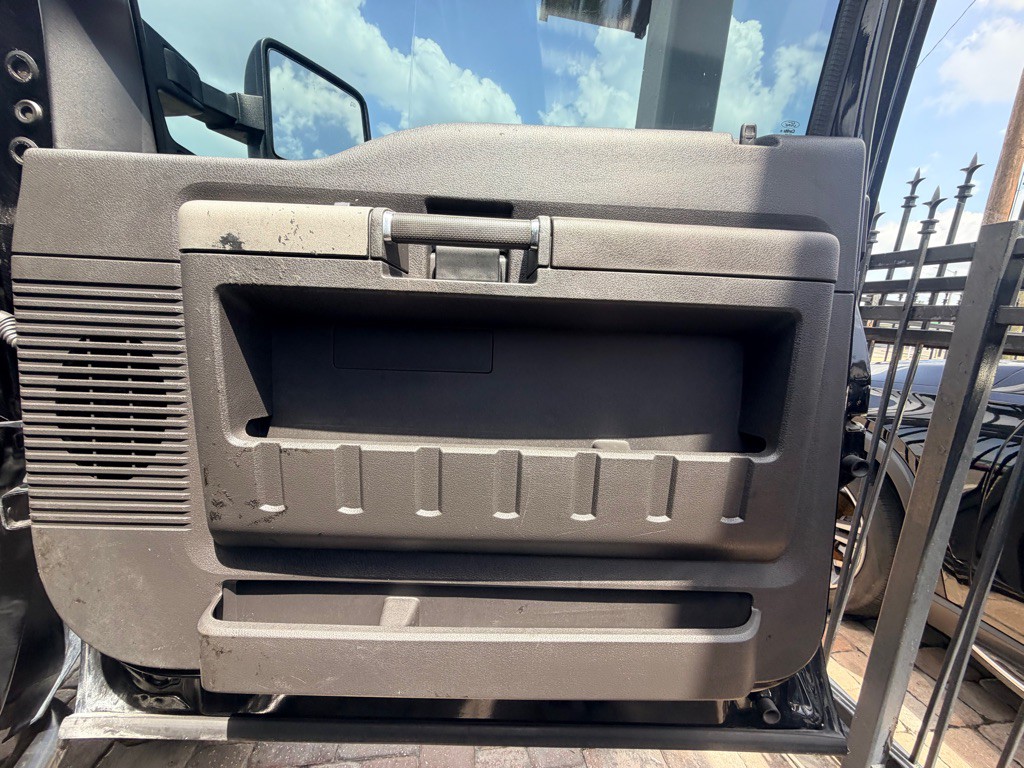 2016 Ford F-350 Image 34