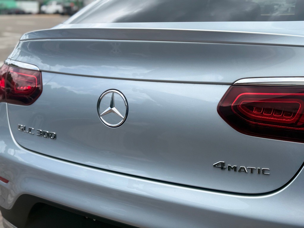 2021 Mercedes-Benz GLC-Class Image 12