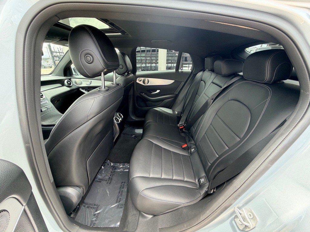 2021 Mercedes-Benz GLC-Class Image 21