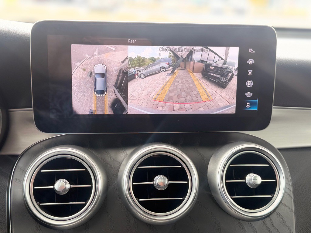 2021 Mercedes-Benz GLC-Class Image 27