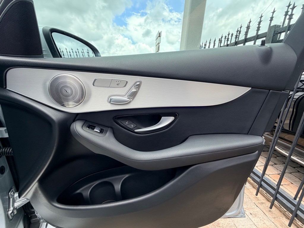 2021 Mercedes-Benz GLC-Class Image 31
