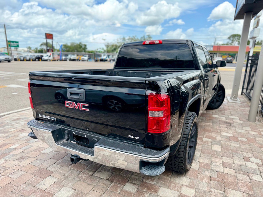 2014 GMC Sierra Image 2