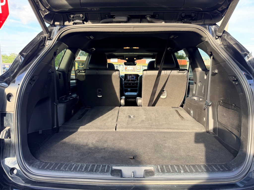 2021 Toyota Highlander Image 20