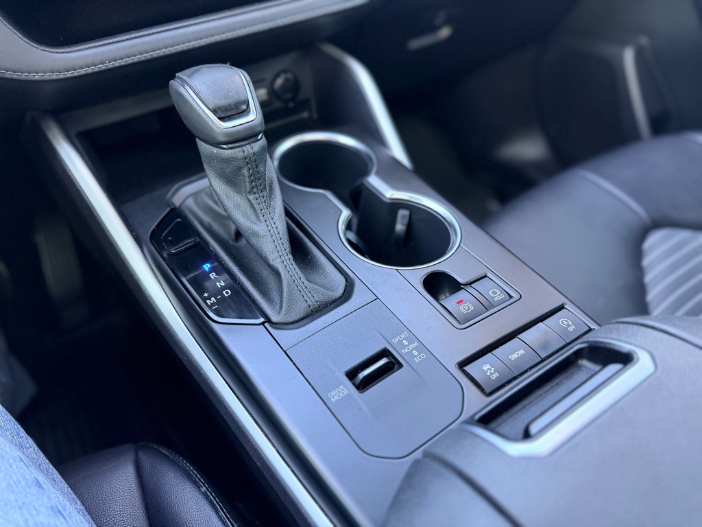 2021 Toyota Highlander Image 23