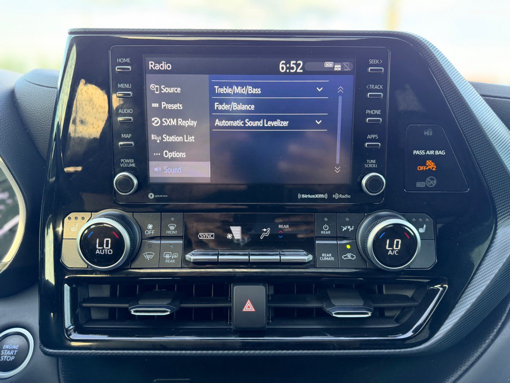 2021 Toyota Highlander Image 24