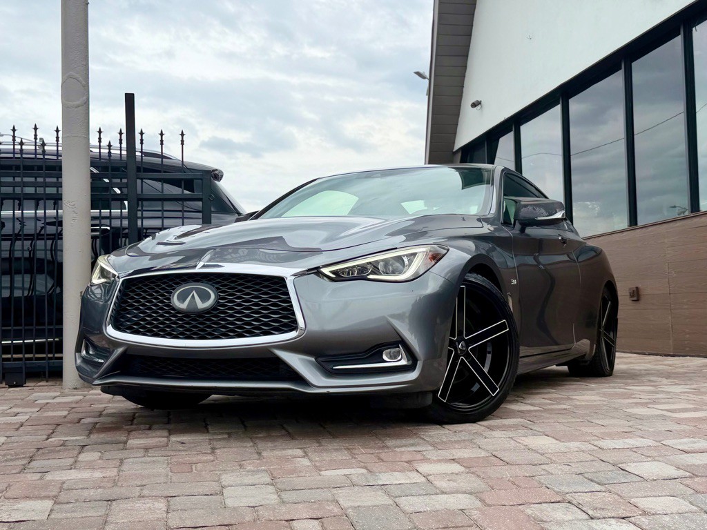 2020 INFINITI Q60 Image 4