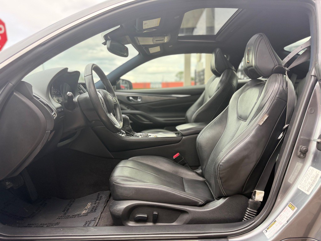 2020 INFINITI Q60 Image 11