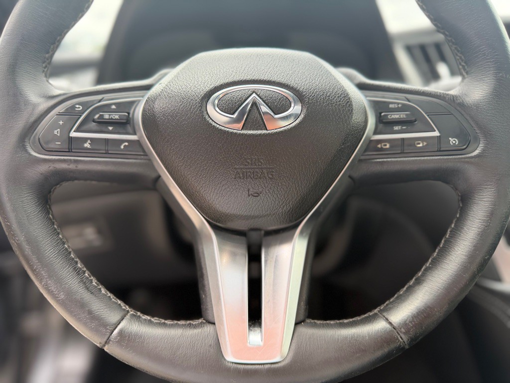 2020 INFINITI Q60 Image 12