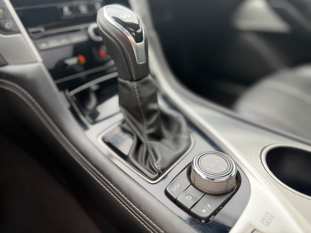 2020 INFINITI Q60 Image 15
