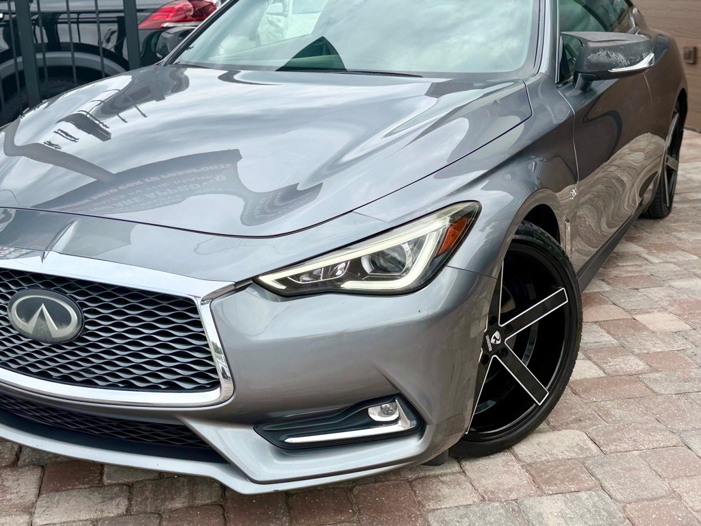 2020 INFINITI Q60 Image 24