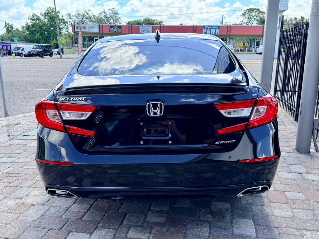 2021 Honda Accord Image 7