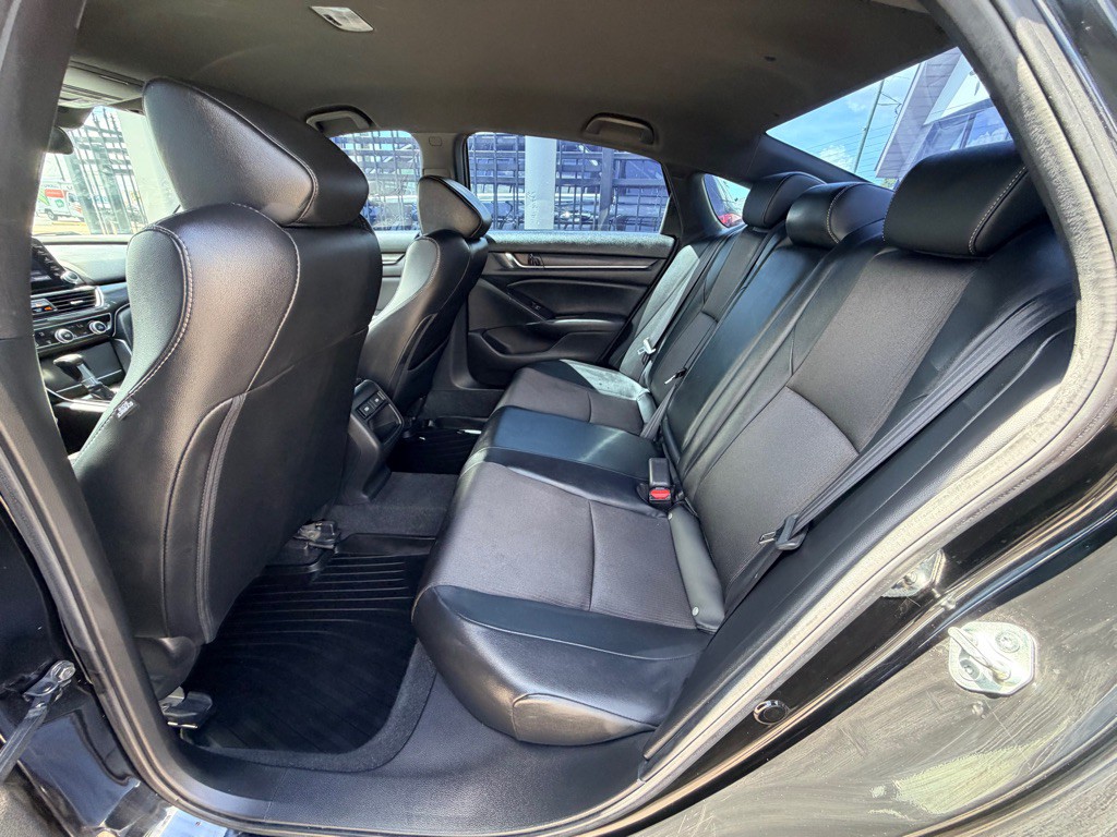 2021 Honda Accord Image 17