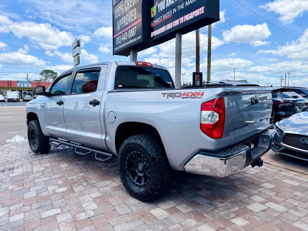 2017 Toyota Tundra Image 6