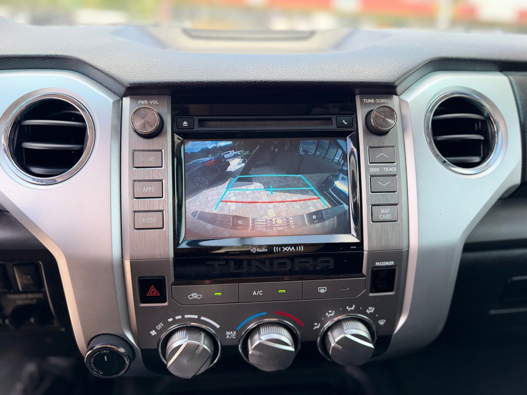 2017 Toyota Tundra Image 17