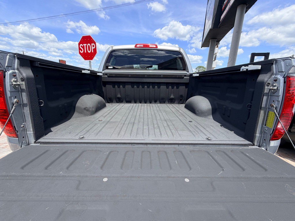2017 Toyota Tundra Image 21