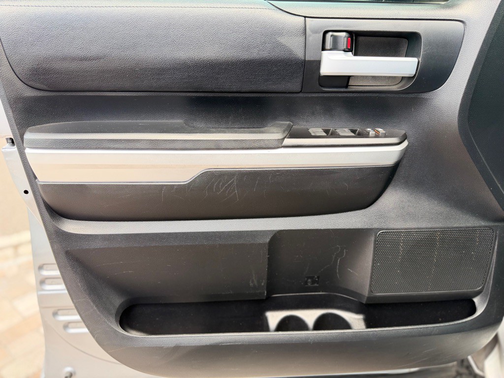 2017 Toyota Tundra Image 36