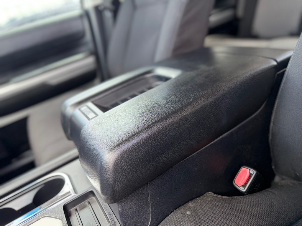 2017 Toyota Tundra Image 38