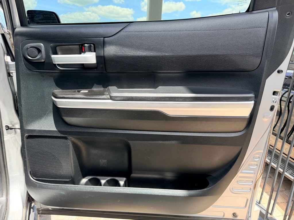 2017 Toyota Tundra Image 40