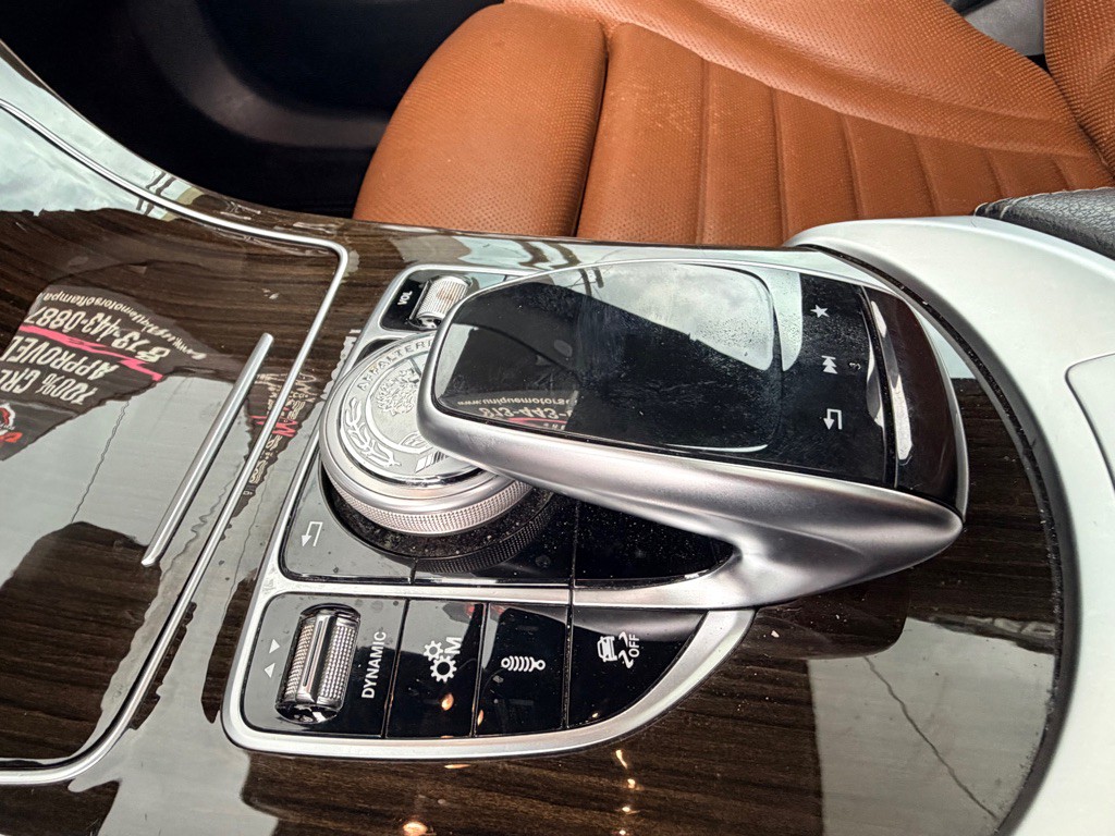 2018 Mercedes-Benz GLC-Class Image 16