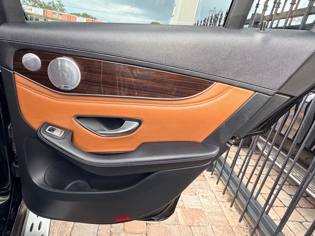 2018 Mercedes-Benz GLC-Class Image 27