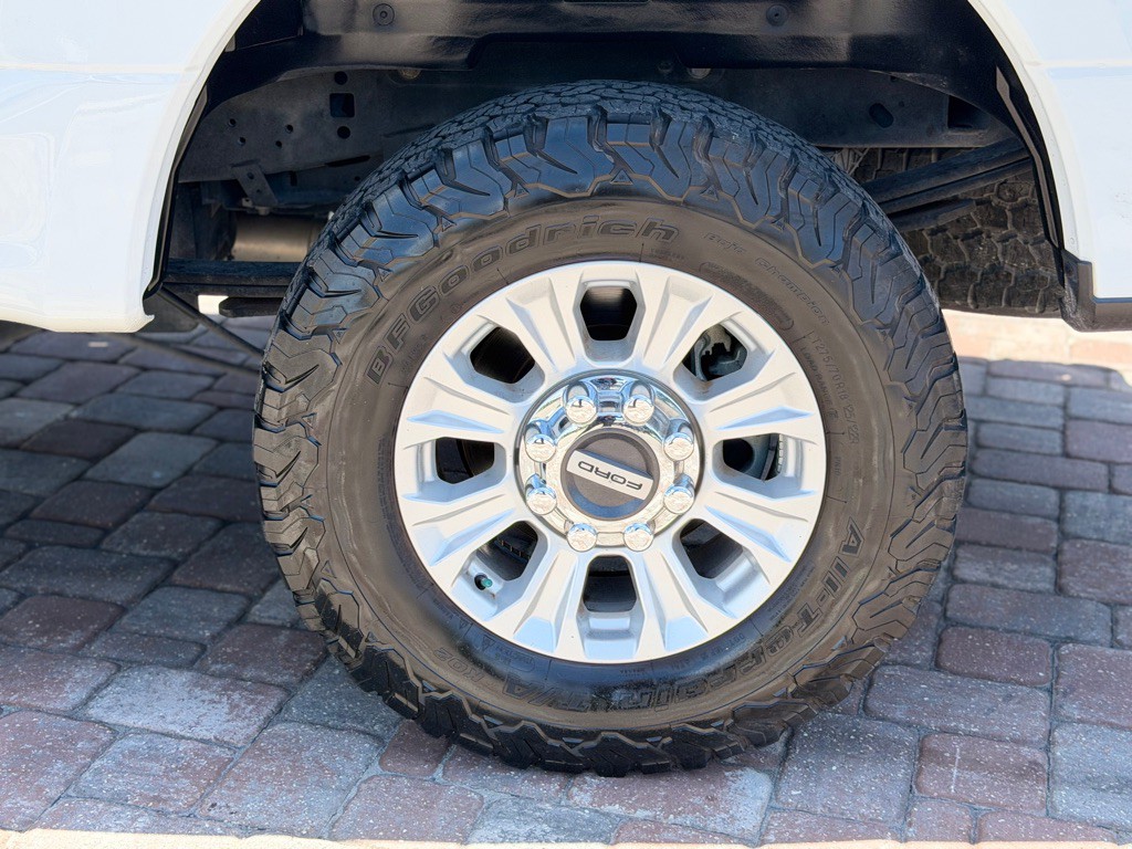 2022 Ford F-250 Image 11