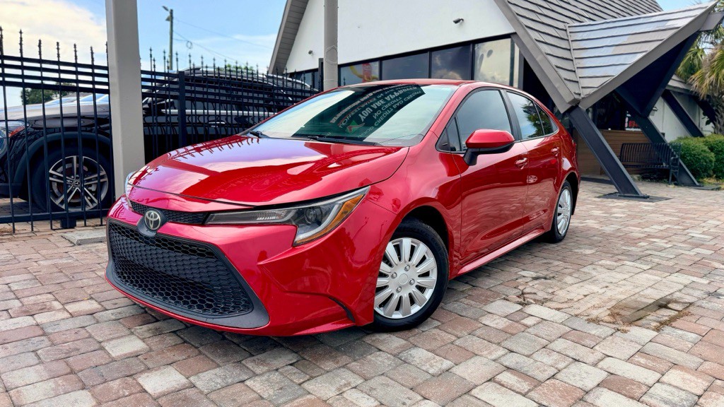 2020 Toyota Corolla Image 1