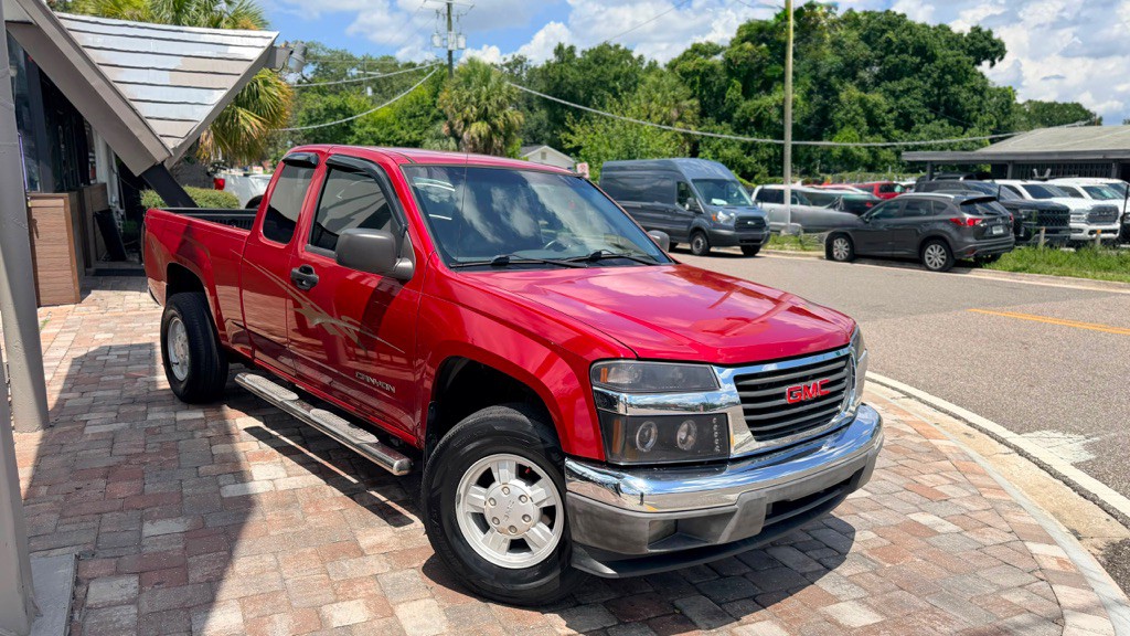 2005 GMC Canyon Image 2