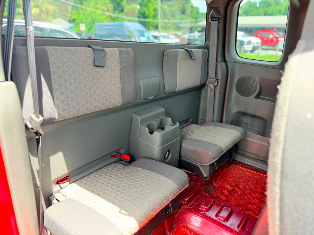 2005 GMC Canyon Image 14