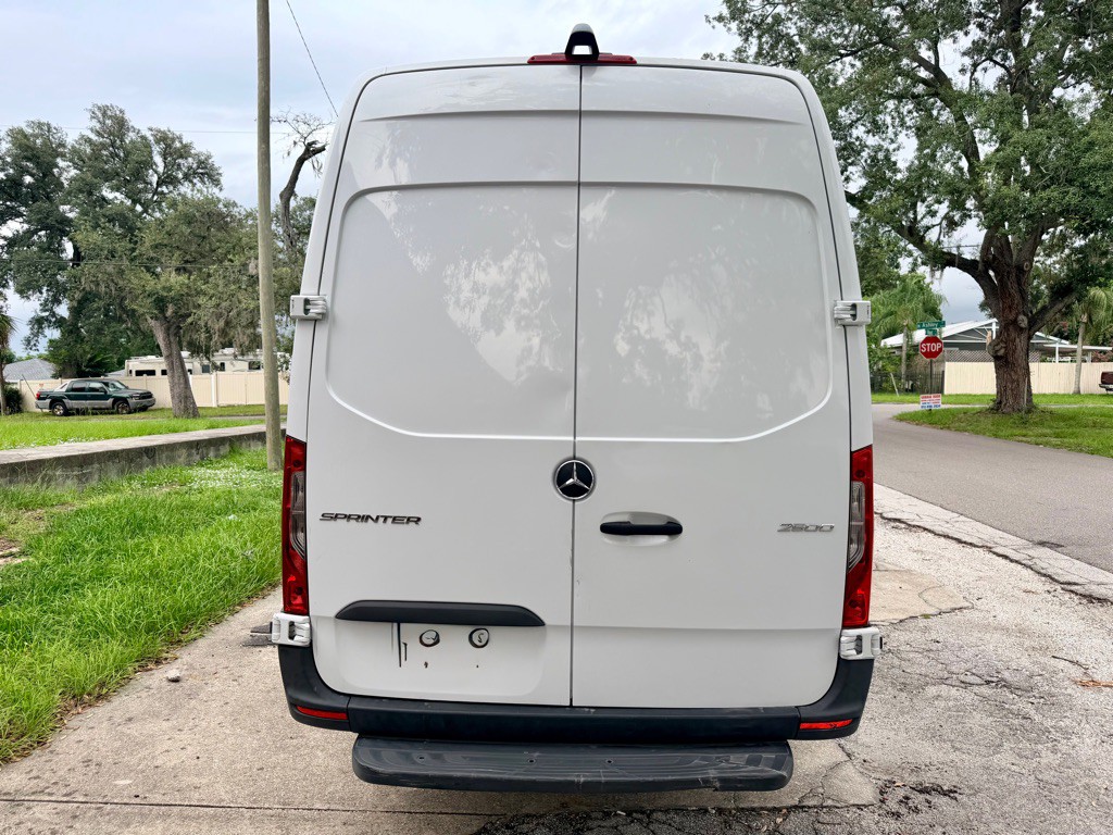 2023 Mercedes-Benz Sprinter Image 8