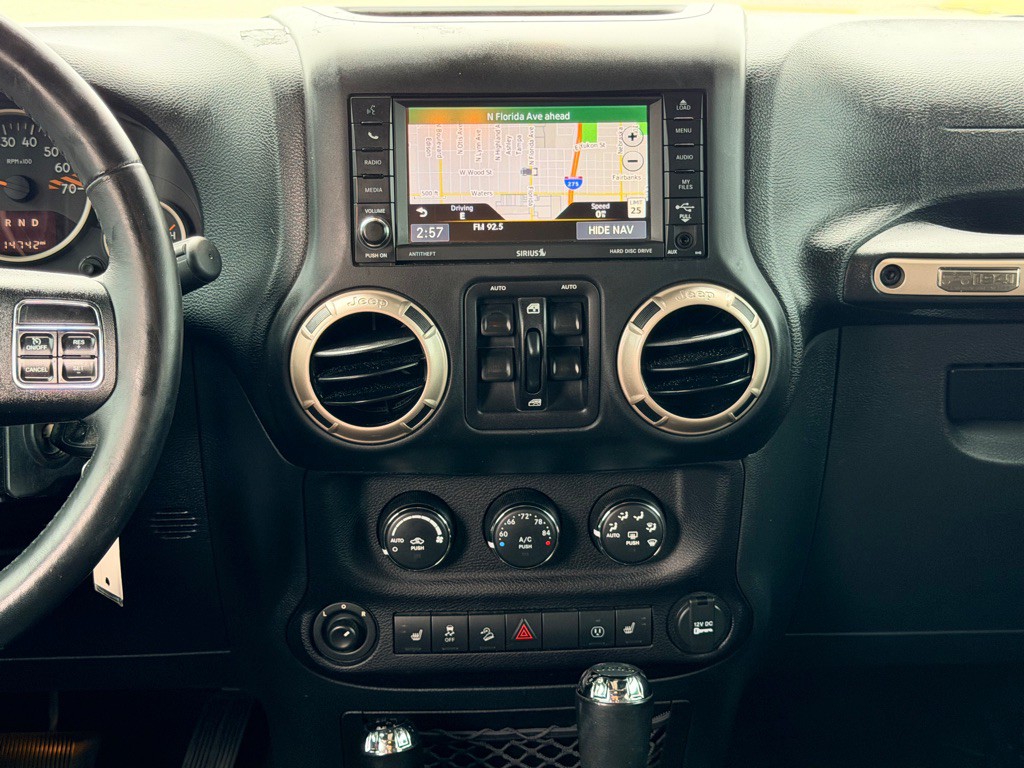 2016 Jeep Wrangler Unlimited Image 16