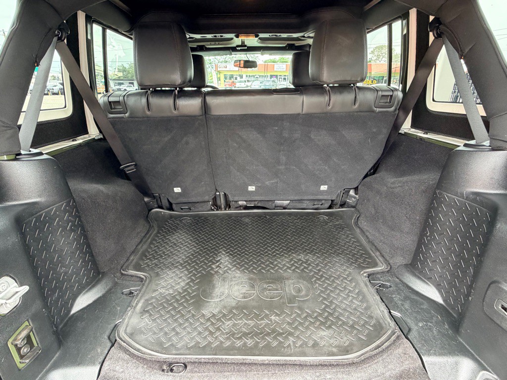 2016 Jeep Wrangler Unlimited Image 18