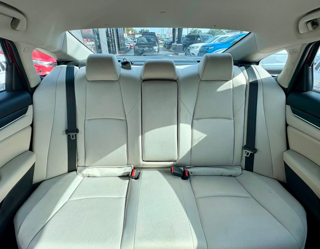 2021 Honda Accord Image 12