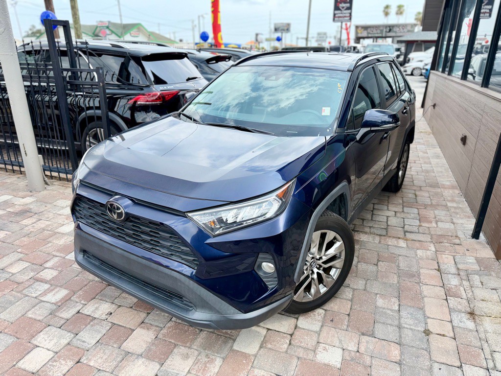 2020 Toyota Rav4 Image 3