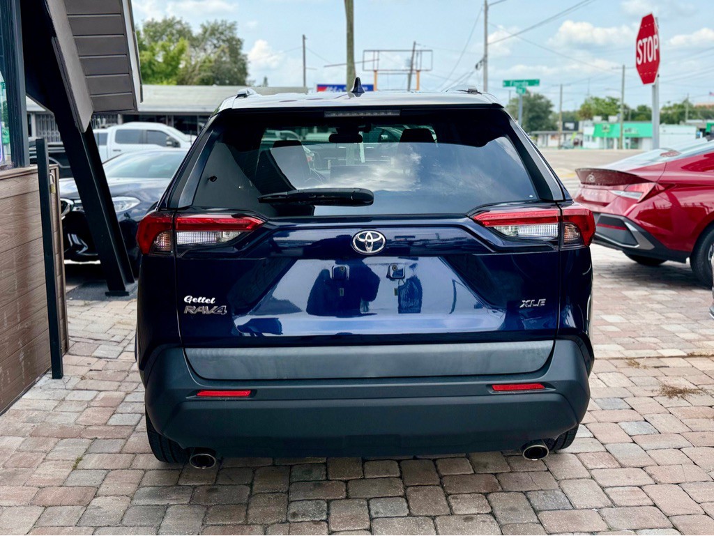 2020 Toyota Rav4 Image 8