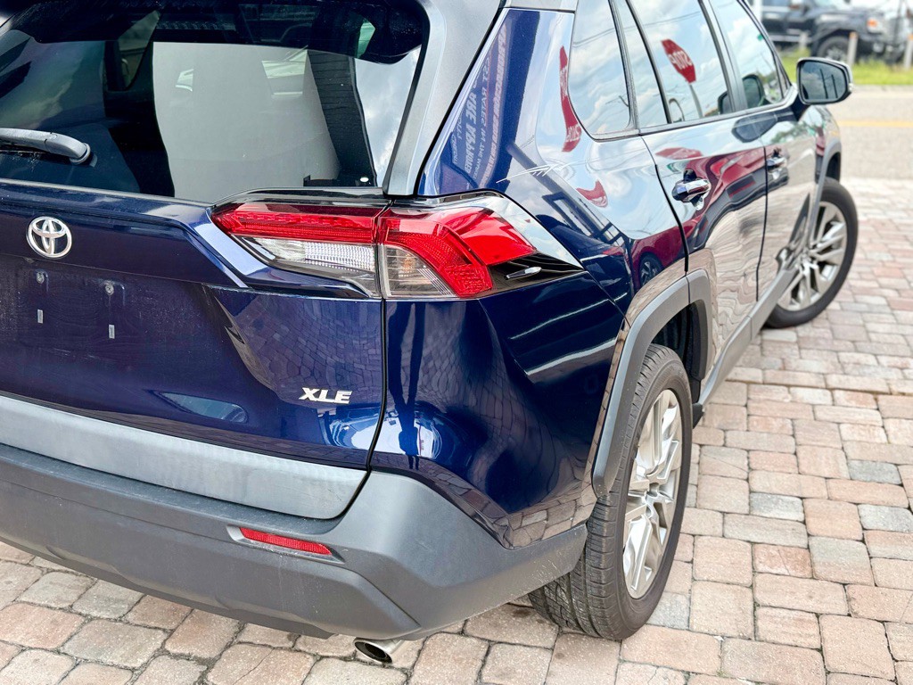 2020 Toyota Rav4 Image 24
